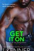 Get It On: Tyree and Eva (Man of the Month Book 5) (English Edition)