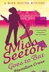 Miss Seeton Goes to Bat (A Miss Seeton Mystery Book 14) (English Edition)