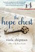 The Hope Chest: A Novel (The Heirloom Novels) (English Edition)