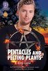 Pentacles and Pelting Plants (Hedge Witches Lonely Hearts Club Book 3) (English Edition)