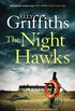 The Night Hawks: Dr Ruth Galloway Mysteries 13 (The Dr Ruth Galloway Mysteries) (English Edition)