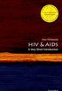 HIV & AIDS: A Very Short Introduction (Very Short Introductions) (English Edition)