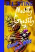 Ghouls Gone Wild (Mostly Ghostly Book 5) (English Edition)
