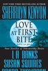 Love at First Bite (Vampire Huntress Legend series) (English Edition)
