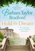 Hold the Dream (Emma Harte Series Book 2) (English Edition)